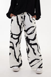 Cream and black wide Leg Pants